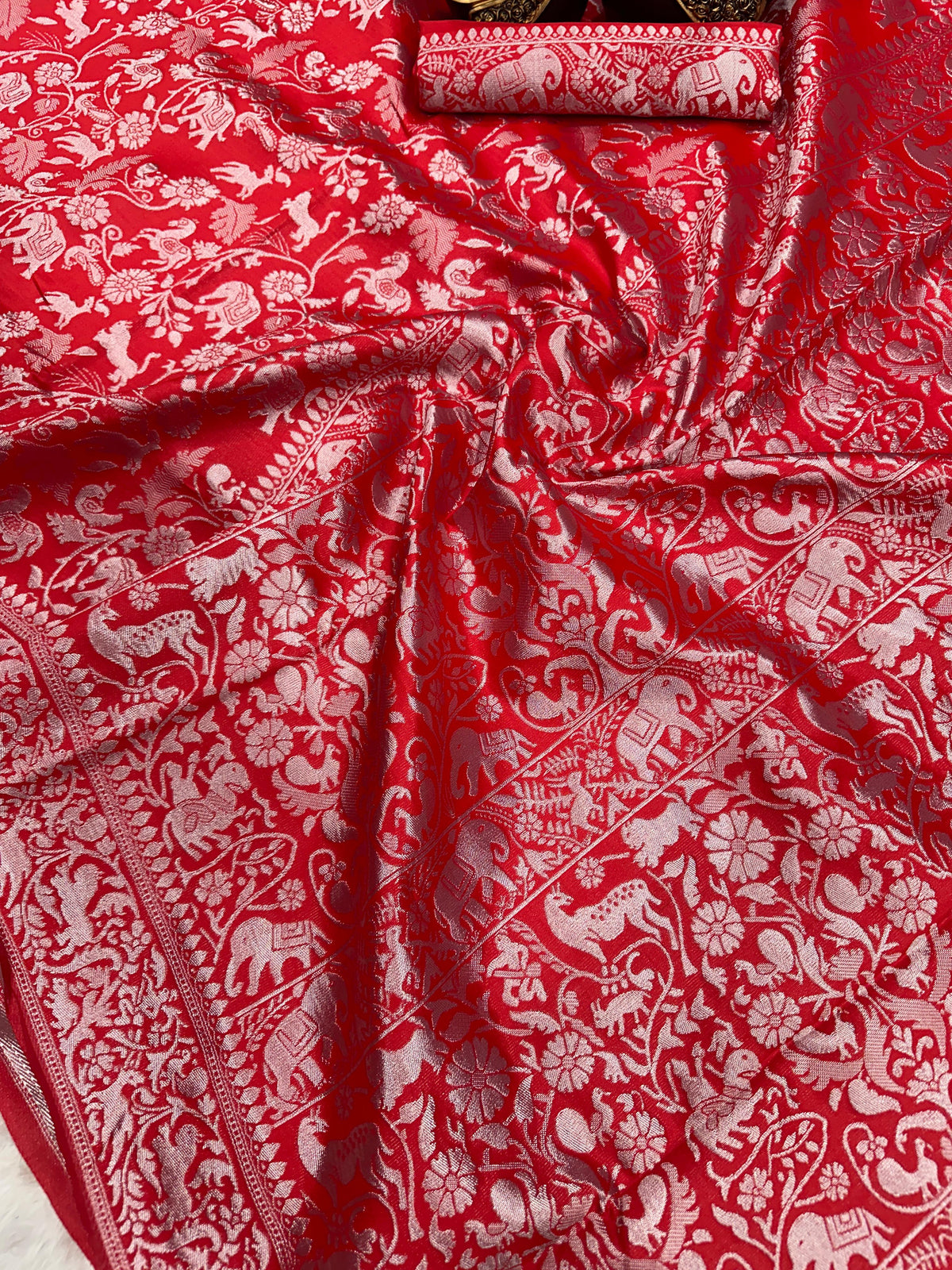 "Pure Love - Organic Banarasi Lichi Silk Saree for Effortless Wedding Style