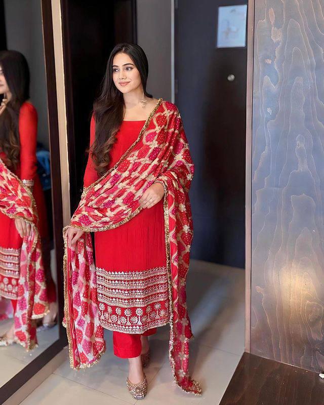 1008 RED PATOLA SUIT ♥️✨