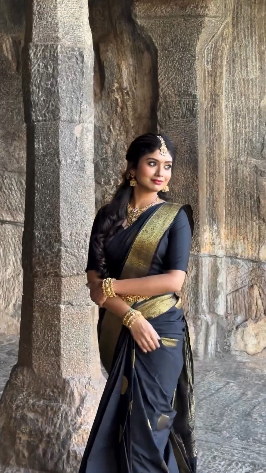 Elegant Jequard Work Saree