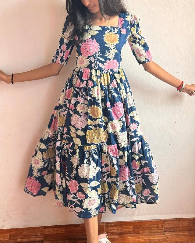 Snowdrop Maxi Floral Dress: Breezy Comfort